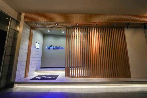 LifeFit 三条大橋店